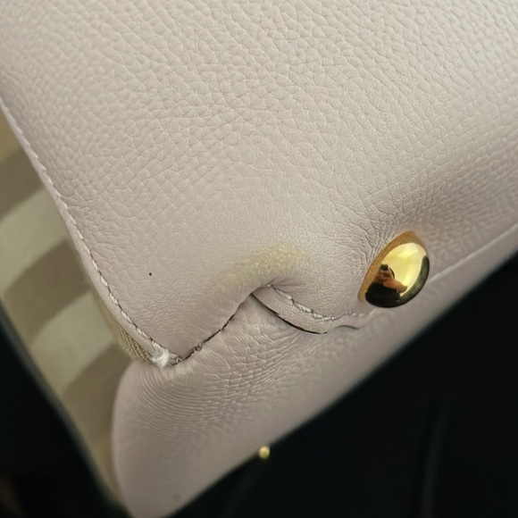 100% authentic Burberry Banner Bag in the shade orchid - Picture 4 of 15